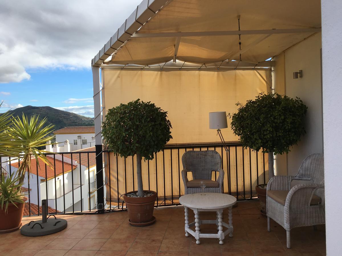Penthouse Alora Lejlighed Eksteriør billede